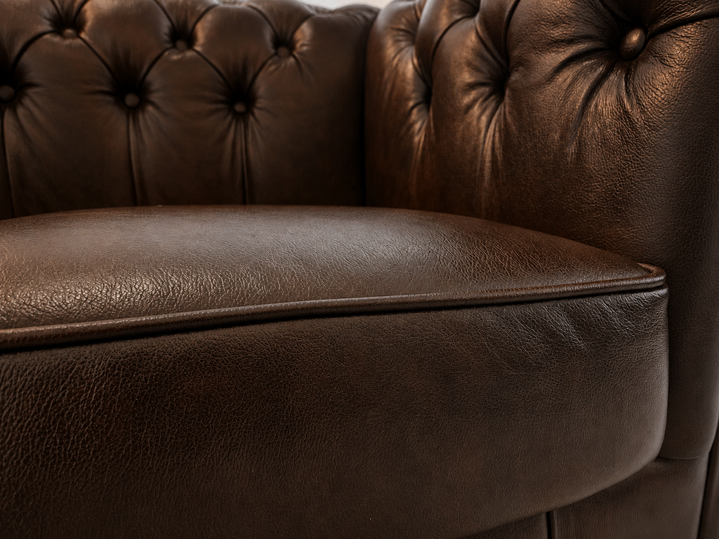 Umber Chesterfield 2-Sitzer Sofa aus Rindsleder Amtique Brown